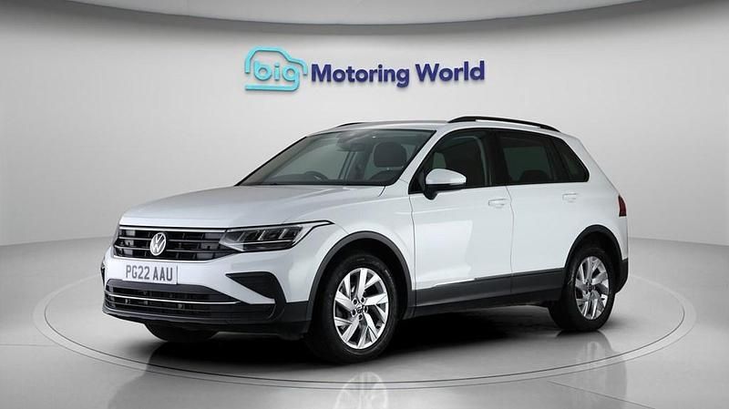 Used VW Tiguan S 150 HP (110 kW) 2022 White SUV