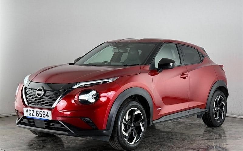 Used Nissan Juke N-Connecta 143 HP (105 kW) 2023 Red SUV