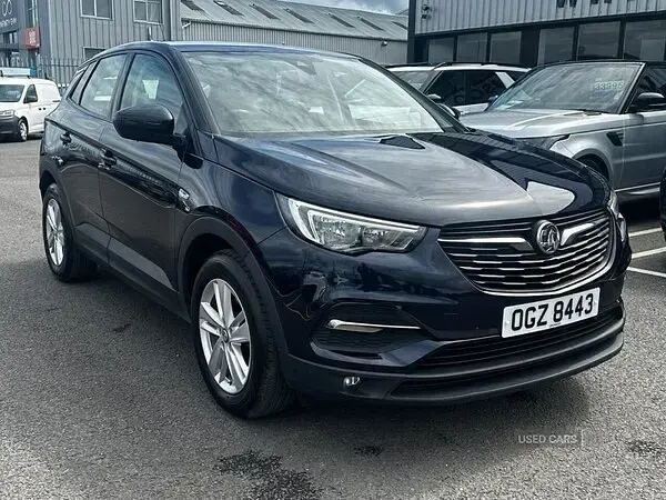 Usado Vauxhall Grandland X S 130 HP (95 kW) 2019 Azul SUV
