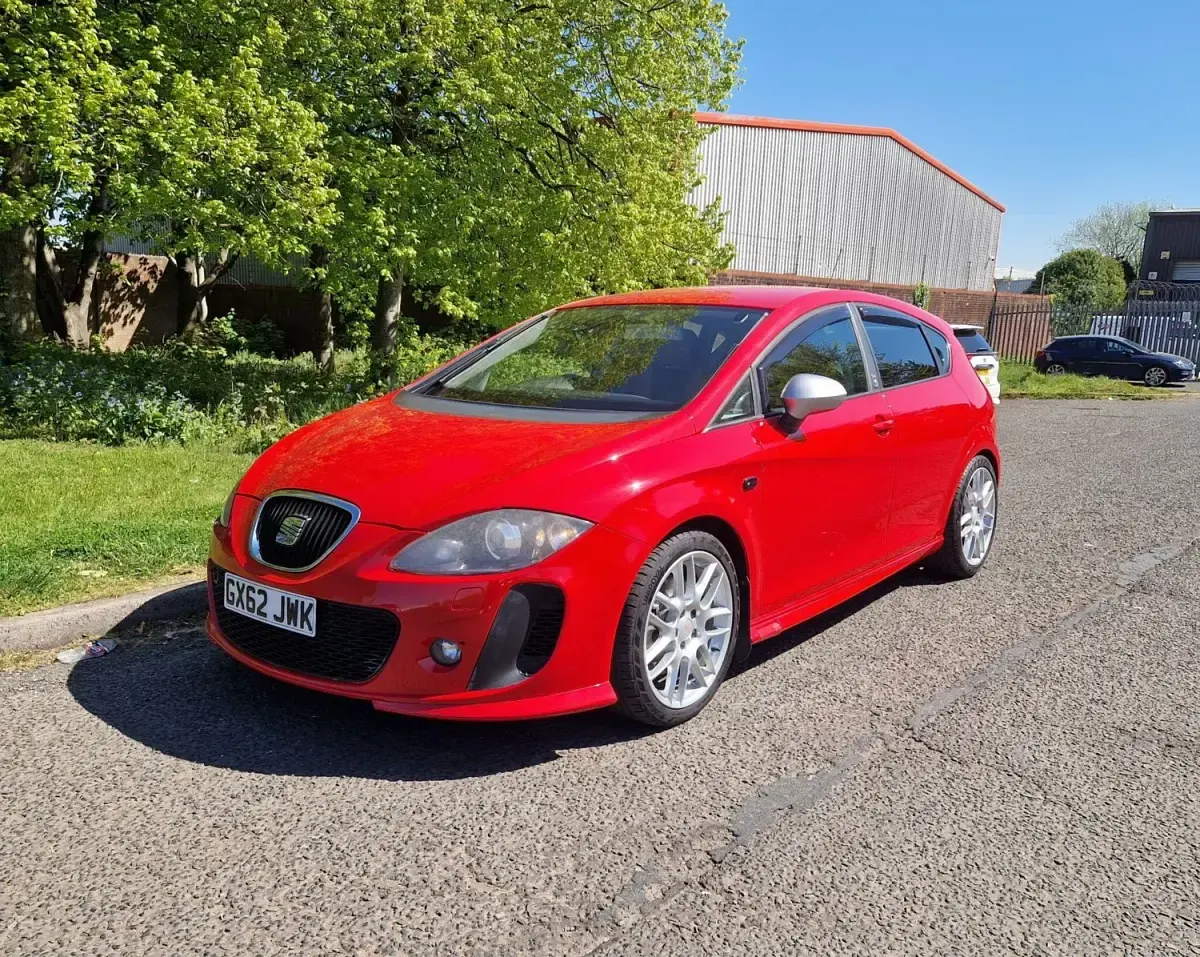 Second-hand Seat Leon FR 170 CP (125 kW) 2012 Roșu Hatchback