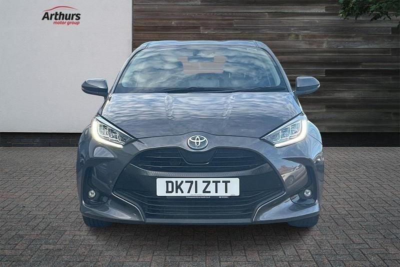 Grey Used 2021 Toyota Yaris Hybrid Design Hatchback | £13,795 (Fair price) - Image 1/4