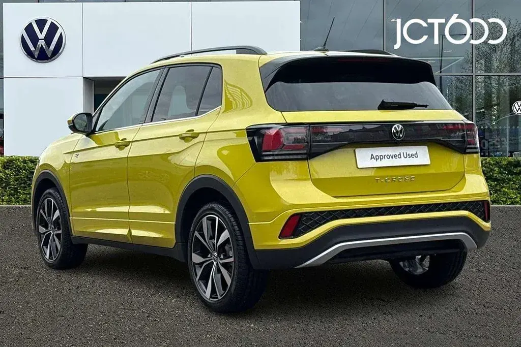 New VW T-Cross R-line 115 HP (84 kW) 2026 Yellow SUV