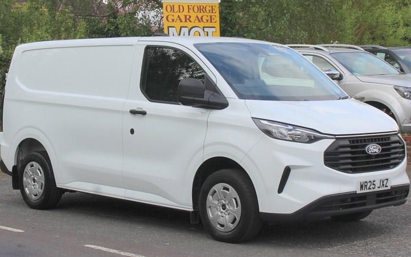 Used Ford Transit Custom Trend 110 HP (80 kW) 2025 White Van