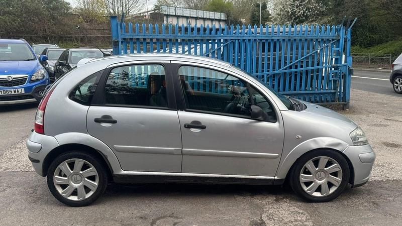 Used Citroën C3 109 HP (80 kW) 2007 Silver Hatchback
