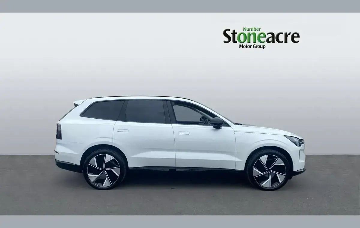 Used Volvo EX90 Performance 380 kW (517 HP) 2026 White SUV