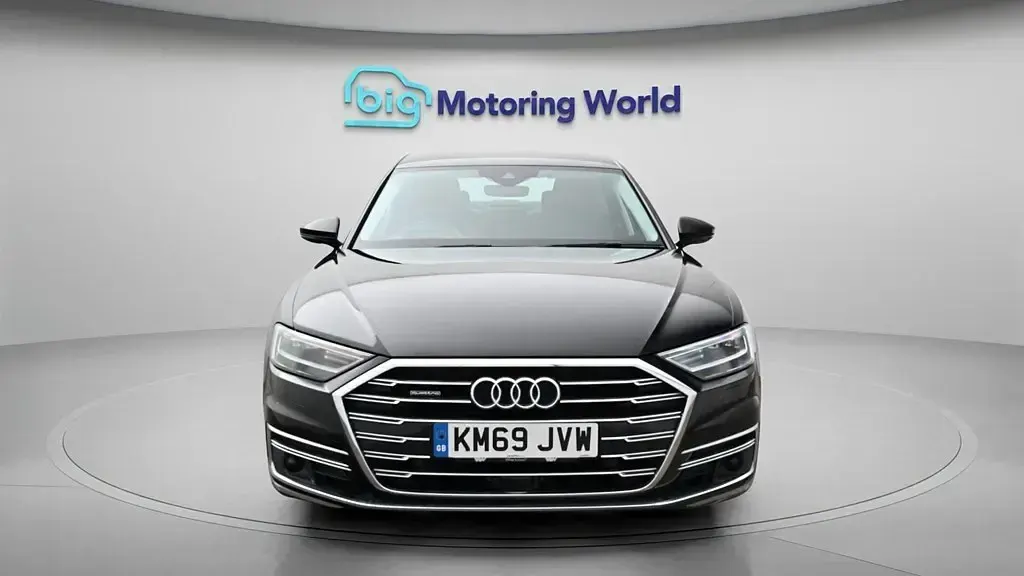 Usado Audi A8 340 HP (250 kW) 2019 Preto Sedan