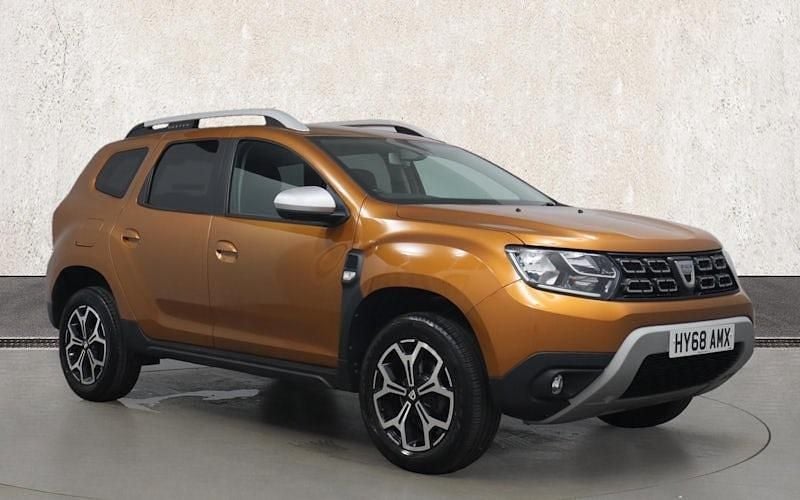 Orange Used 2018 Dacia Duster Prestige SUV | £8,991 (Fair price) - Image 1/3