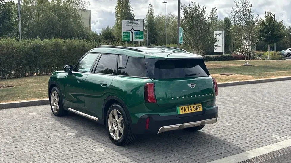 Used Mini Countryman 227 kW (309 HP) 2025 Green SUV