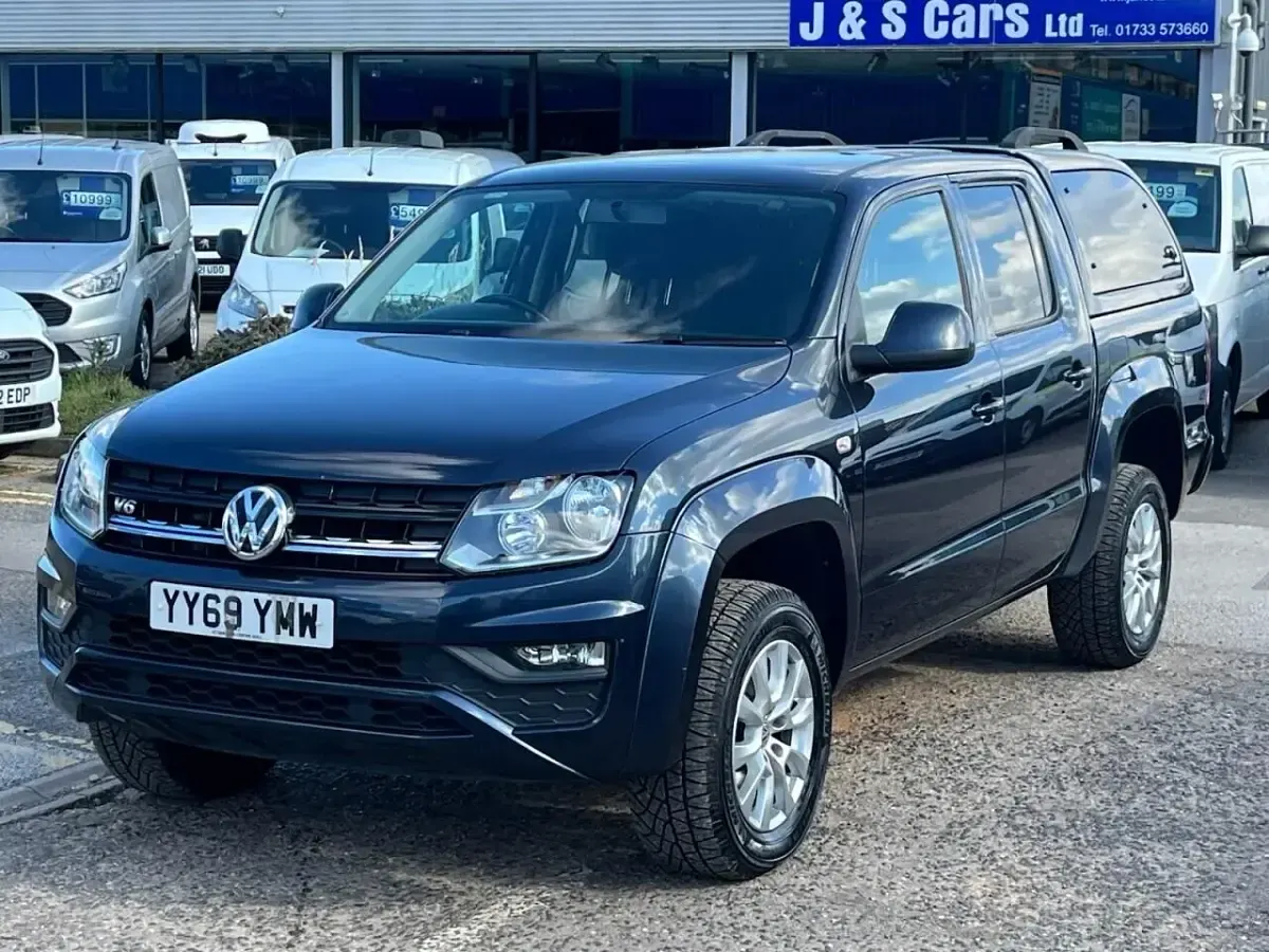 Used VW Amarok Trendline 2020 Blue Pickup