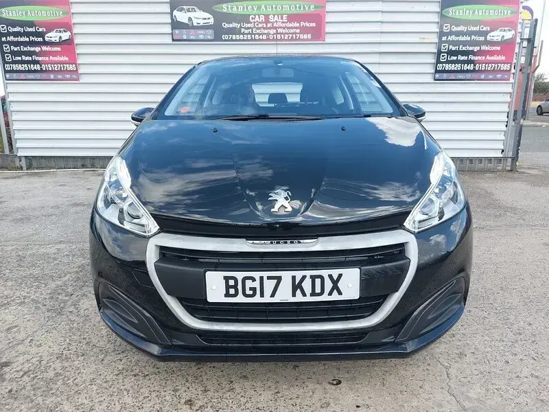 Used Peugeot 208 Active 2017 Black Hatchback