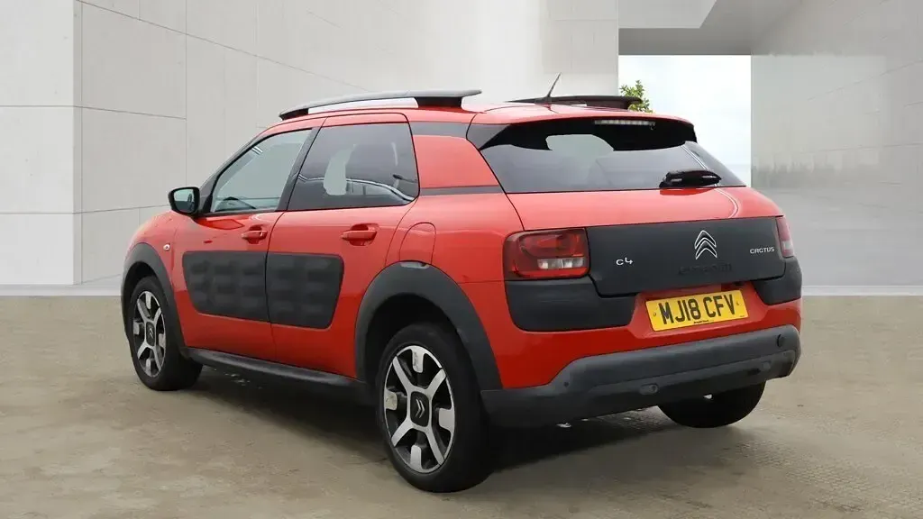 Used Citroën C4 Cactus Flair 2018 Red Hatchback