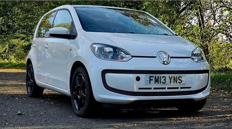 Used VW up! 65 HP (47 kW) 2024 White Hatchback