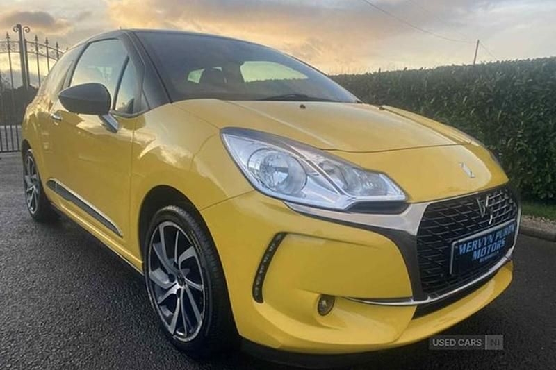 Used DS Automobiles DS3 Connected Chic 82 HP (60 kW) 2018 Yellow Hatchback