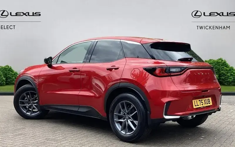 Used Lexus LBX 136 HP (100 kW) 2026 SUV