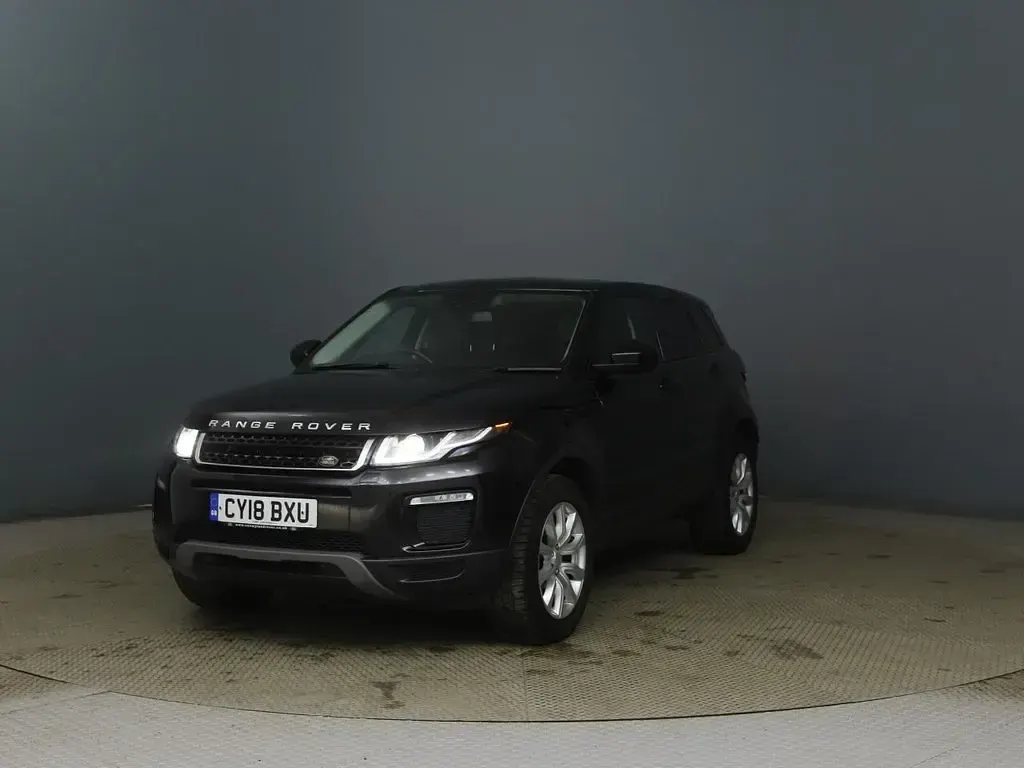 Used Land Rover Range Rover evoque SE 2018 Black Estate