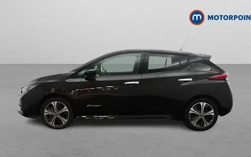 Used Nissan Leaf N-Connecta 110 kW (150 HP) 2020 Black Hatchback