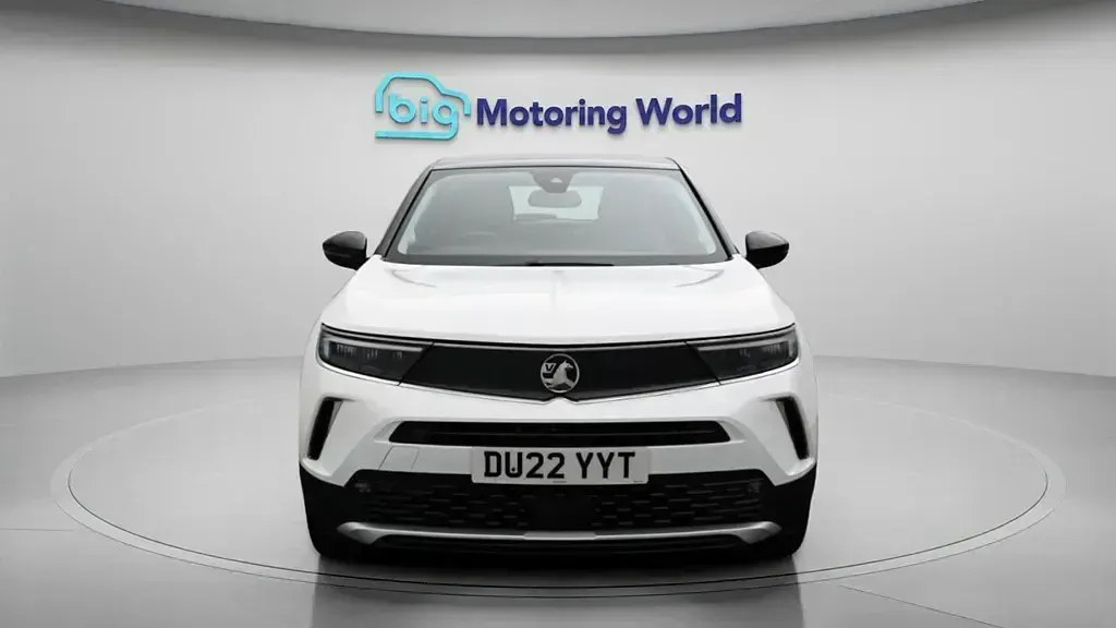Używany Vauxhall Mokka Edition 130 KM (95 kW) 2022 Biały SUV