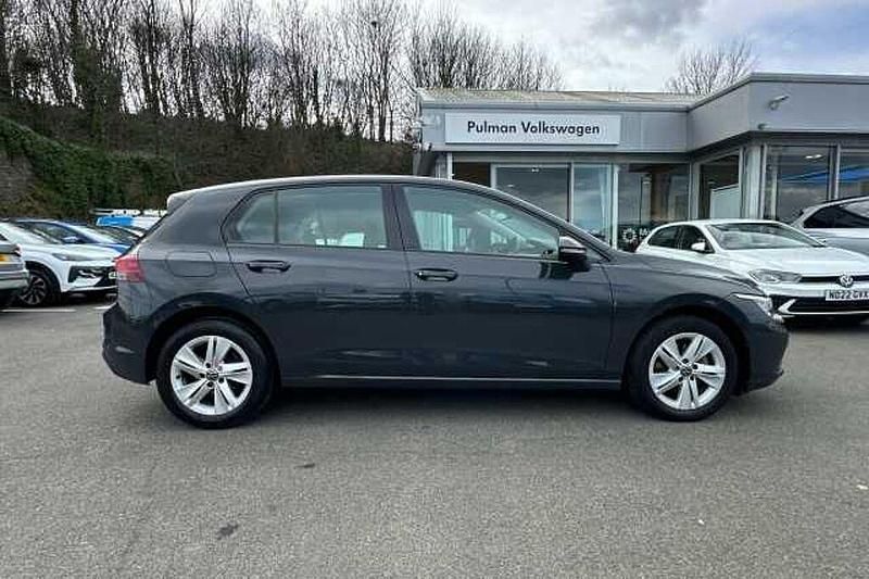 Used VW Golf VIII 130 HP (95 kW) 2022