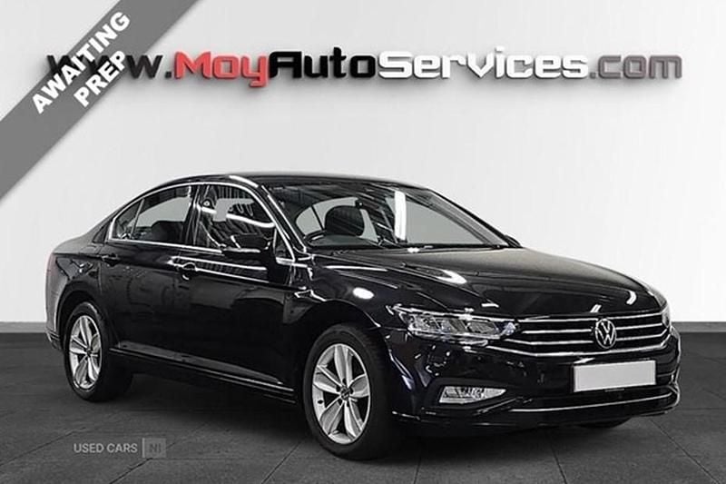 Used 2020 VW Passat SE Estate | £15,995 (Good price) - Image 1/1