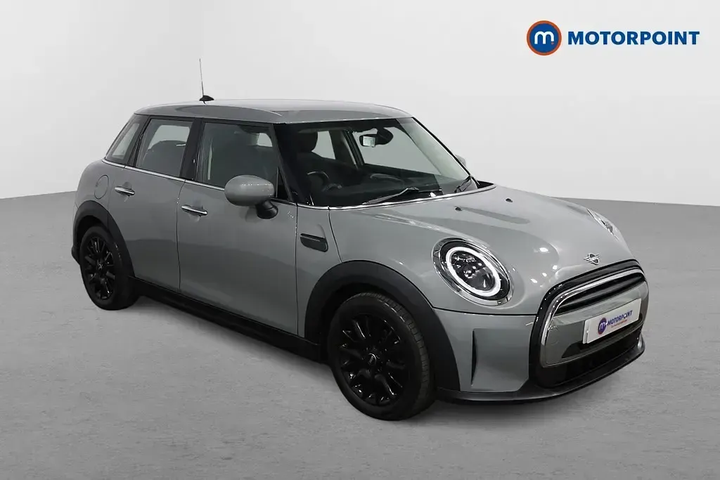 Used Mini ONE Classic 102 HP (75 kW) 2021 Hatchback