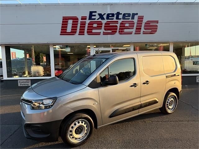 Grey Used 2022 Toyota Proace Active Van | £10,489 (Fair price) - Image 1/4