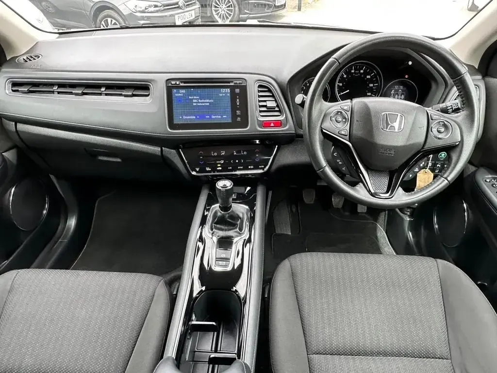 Second-hand Honda HR-V SE 2017 Albastru SUV