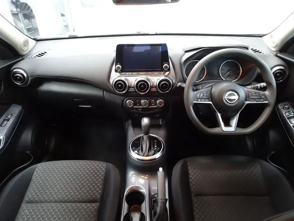 Used Nissan Juke Acenta 117 HP (86 kW) 2024 Black SUV