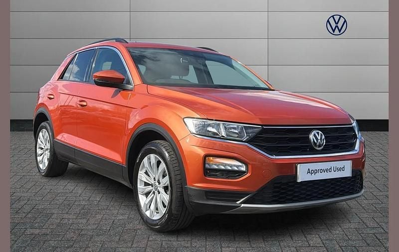 Used VW T-Roc SE 150 HP (110 kW) 2021 Orange SUV
