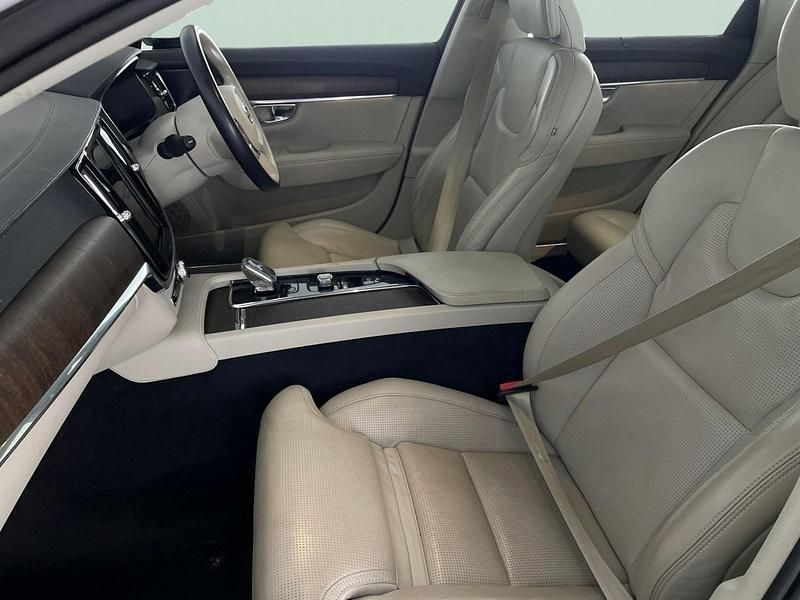 Used Volvo V90 Inscription 250 HP (183 kW) 2021 White Estate