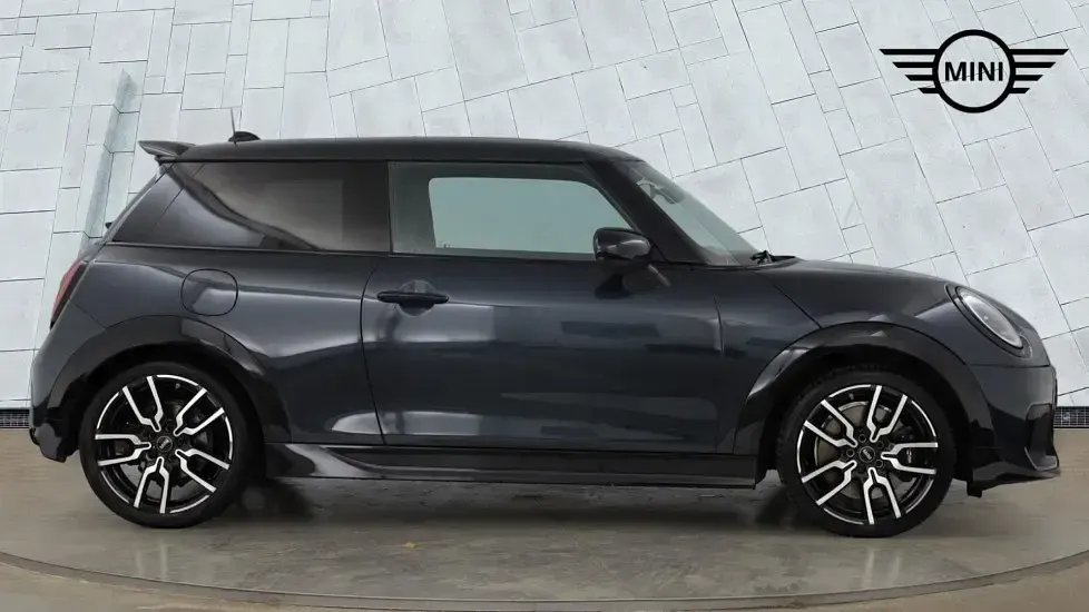 Used Mini Cooper Hatch 154 HP (113 kW) 2024 Grey Hatchback
