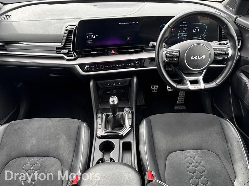 Used Kia Sportage GT-Line 157 HP (115 kW) 2024 Red SUV