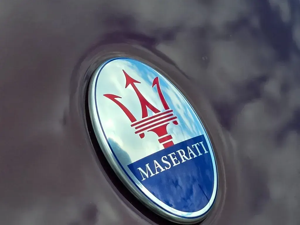 Used Maserati Granturismo 405 HP (297 kW) 2009 Red Coupe