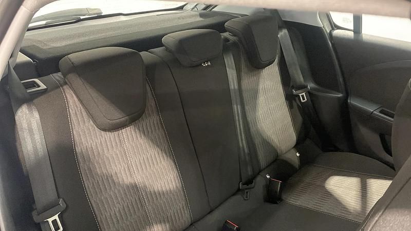 Used Vauxhall Corsa Design Edition 100 HP (73 kW) 2023 Grey Hatchback