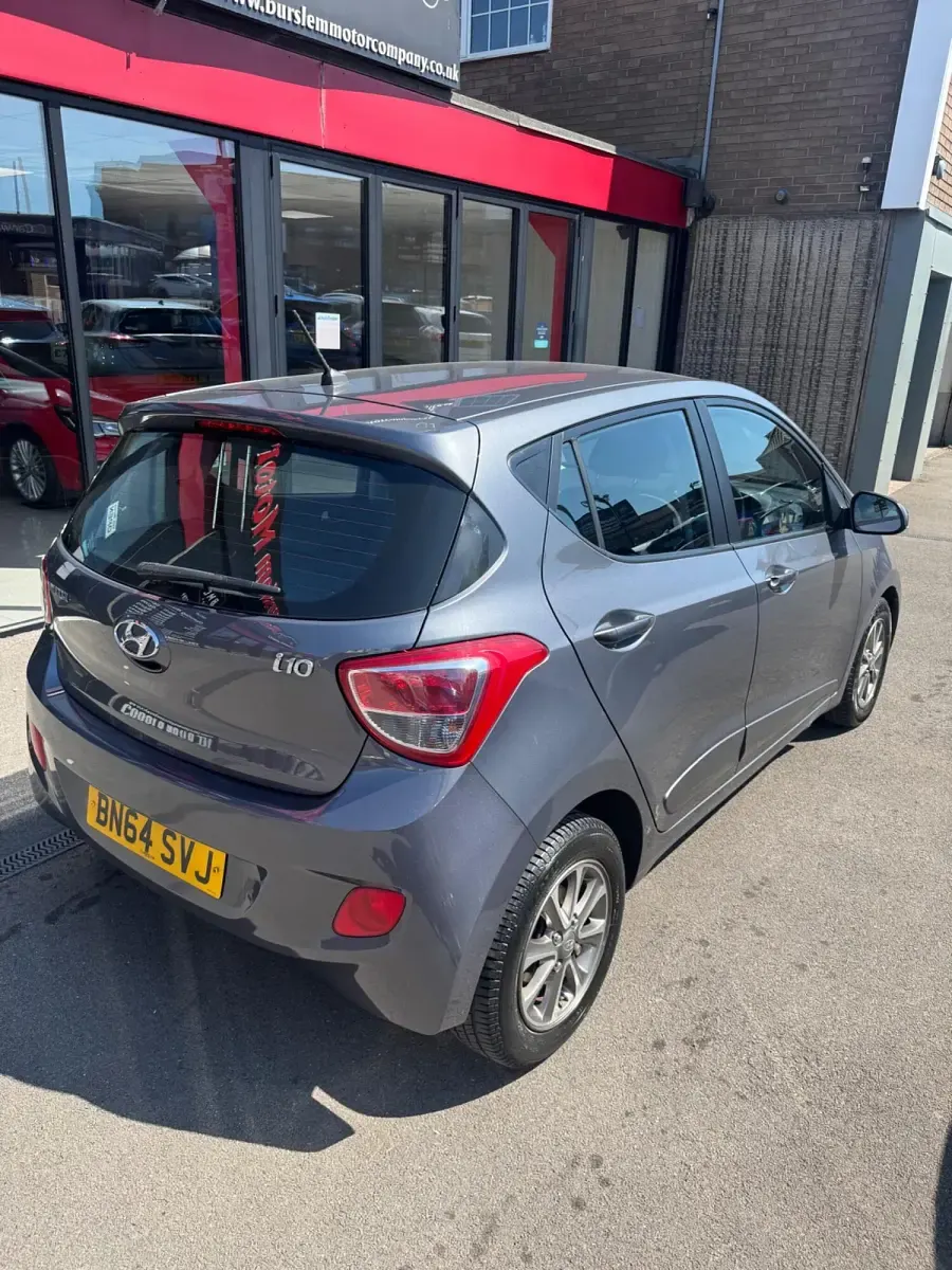 Used Hyundai i10 Premium 67 HP (49 kW) 2014 Grey Hatchback