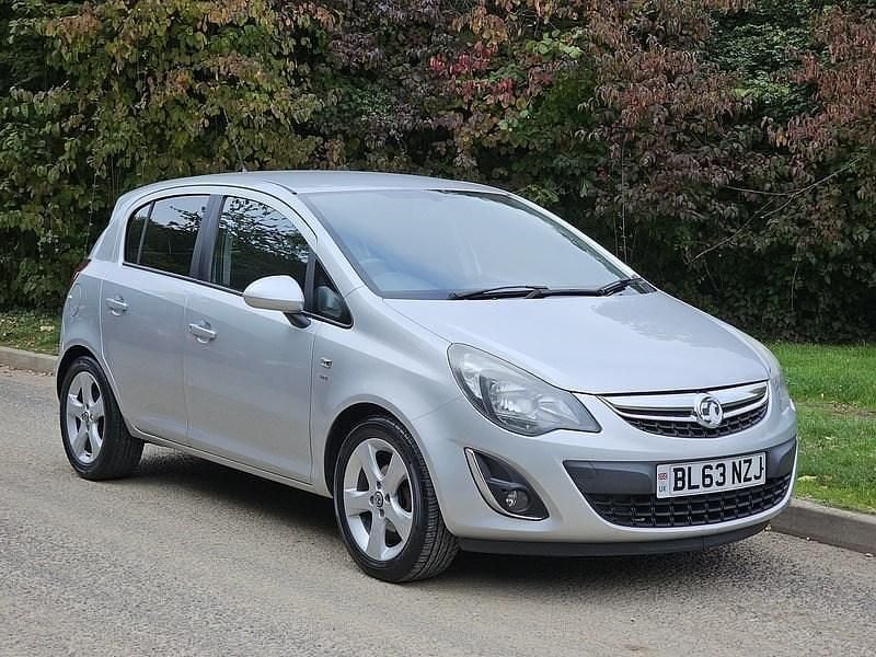 Silver Used 2013 Vauxhall Corsa Hatchback | £2,499 (Good price) - Image 1/4