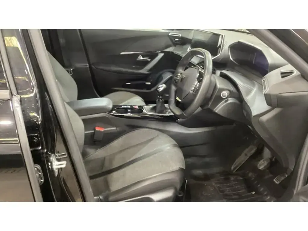 Used Peugeot 2008 Allure 2024 Nera black SUV