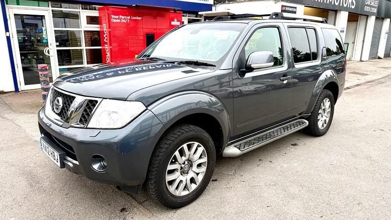 Used Nissan Pathfinder Tekna 190 HP (139 kW) 2012 Grey SUV