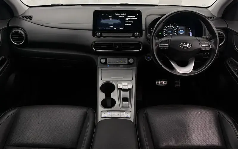 Used Hyundai Kona Premium SE 150 kW (204 HP) 2021 White SUV