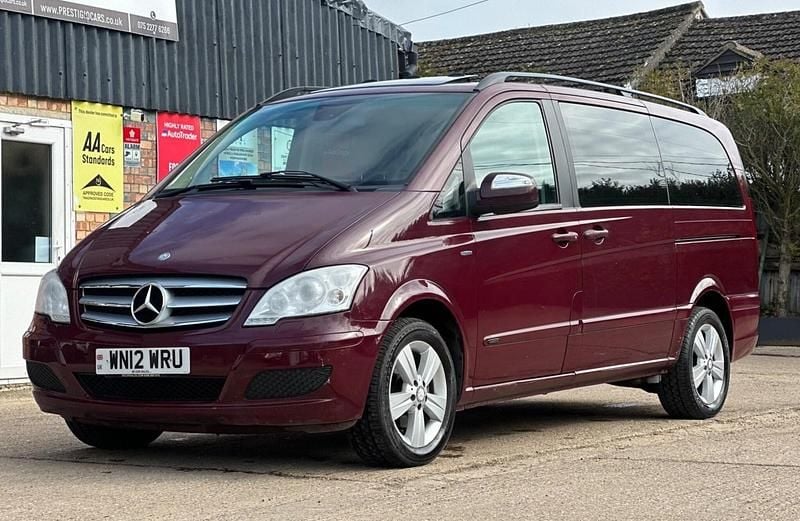 Used Mercedes Viano 2012 Red MPV