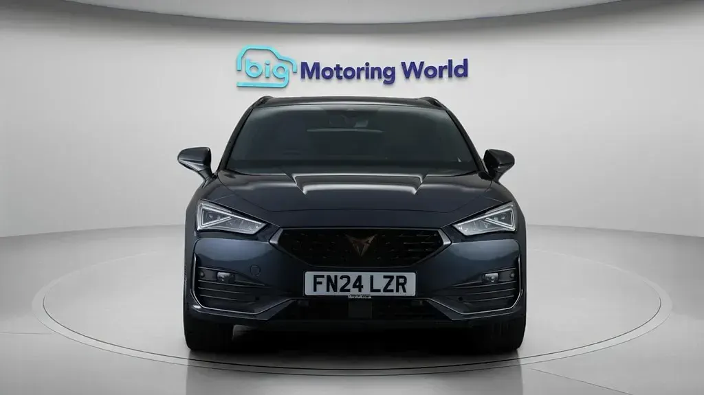 Used Cupra Leon VZ2 245 HP (180 kW) 2024 Grey Estate