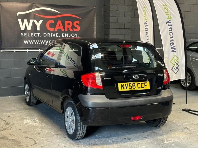 Used Hyundai Getz 62 HP (45 kW) 2009 Black Hatchback
