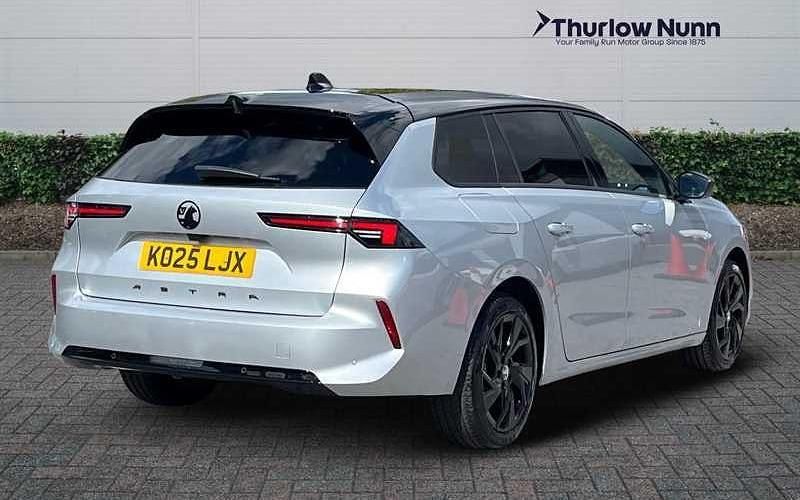 Used Vauxhall Astra S 131 HP (96 kW) 2025 Crystal silver Estate