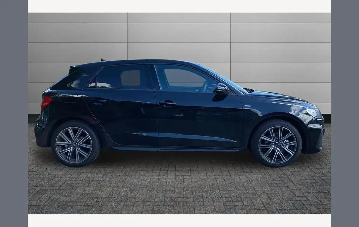 Used Audi A1 S-Line 116 HP (85 kW) 2026 Black SUV