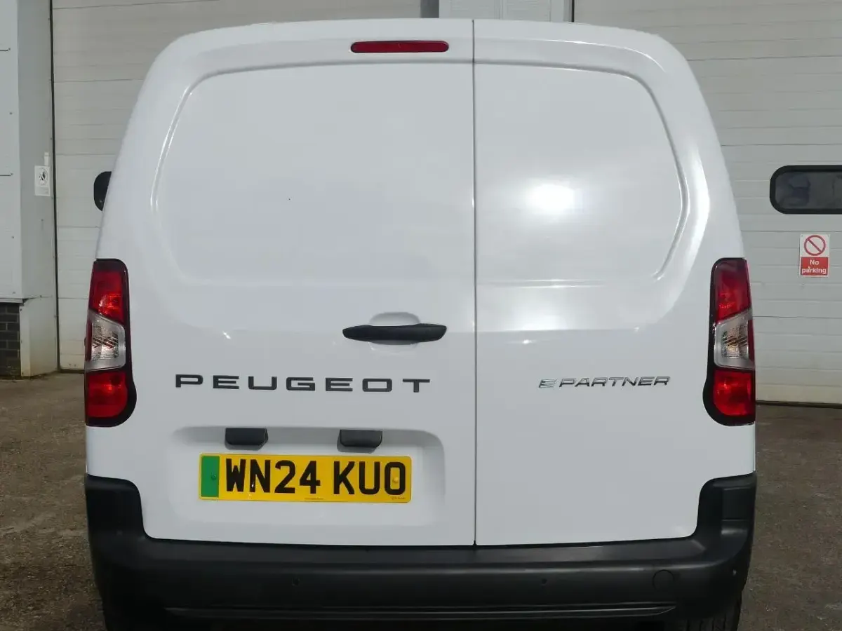 Used Peugeot E-Partner 98 kW (134 HP) 2024 White MPV