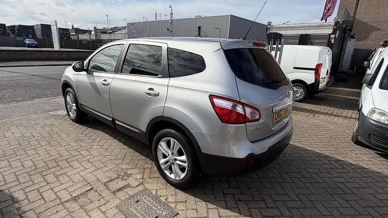 Used Nissan Qashqai +2 Acenta 110 HP (80 kW) 2013 Silver SUV