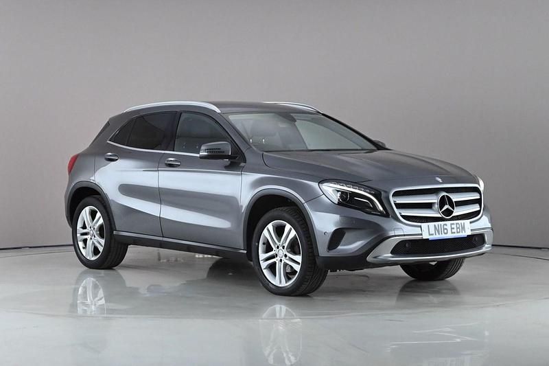 Used Mercedes GLA200 Premium 136 HP (100 kW) 2016 Grey SUV