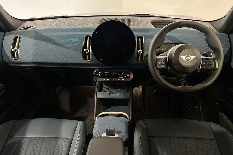 Used Mini Countryman Exclusive 150 kW (204 HP) 2024 White SUV