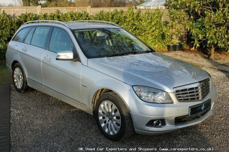Used Mercedes C200 136 HP (100 kW) 2010 Hatchback