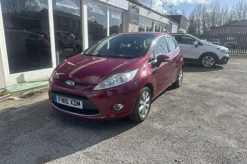 Used Ford Fiesta Zetec 2010 Red Hatchback