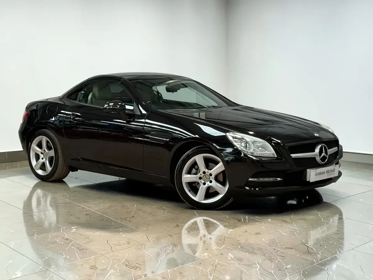 Used Mercedes SLK200 AMG Edition 1 184 HP (135 kW) 2011 Black Cabriolet